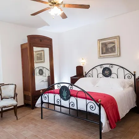 I Rondoni Bed & Breakfast 3*