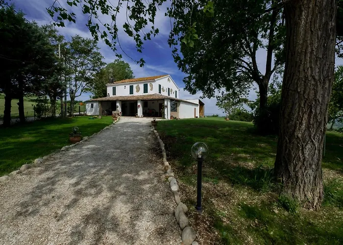 Nocleg ze śniadaniem I Rondoni 3*